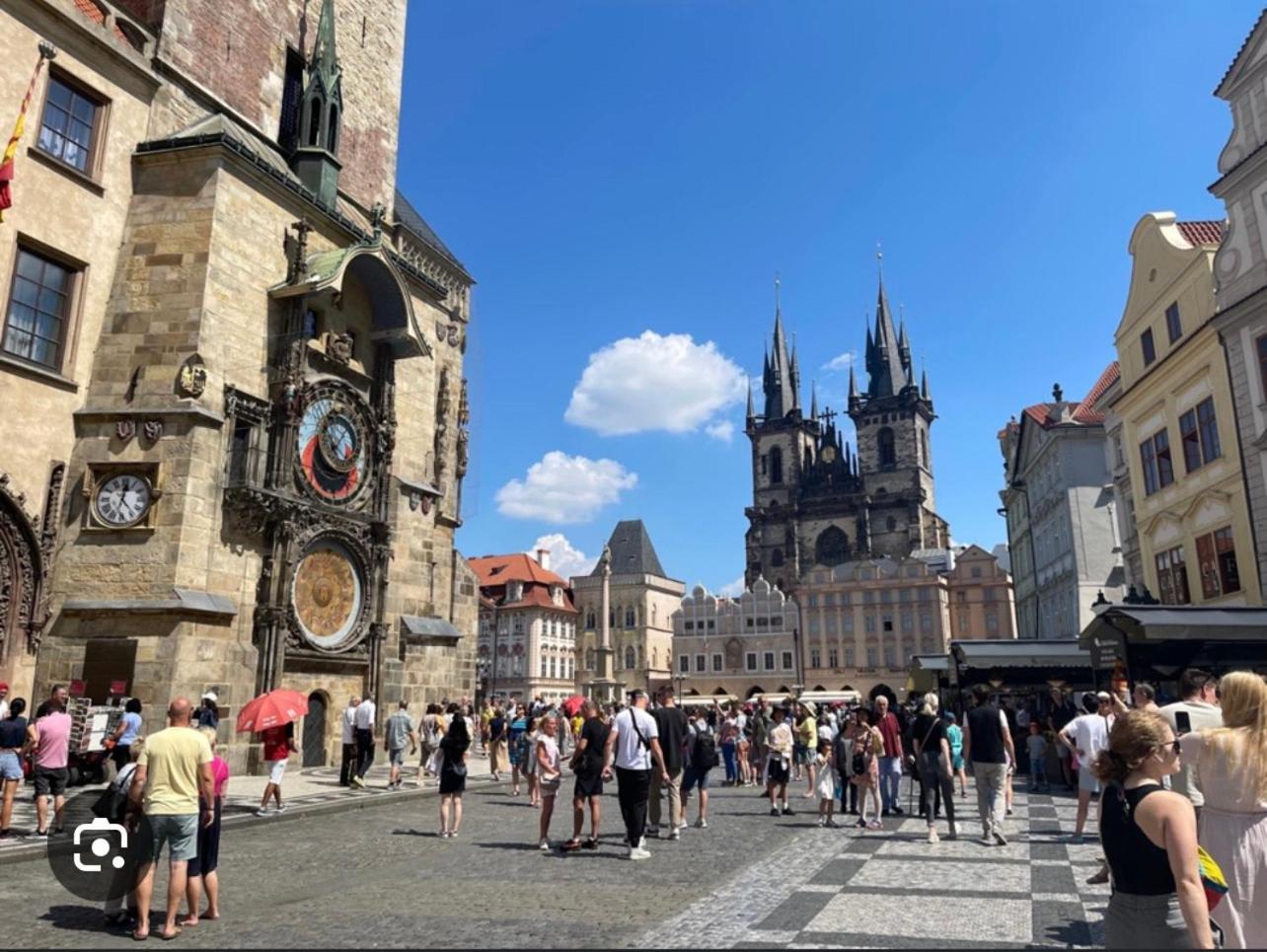 Smichov City Apartments Prague Exterior photo