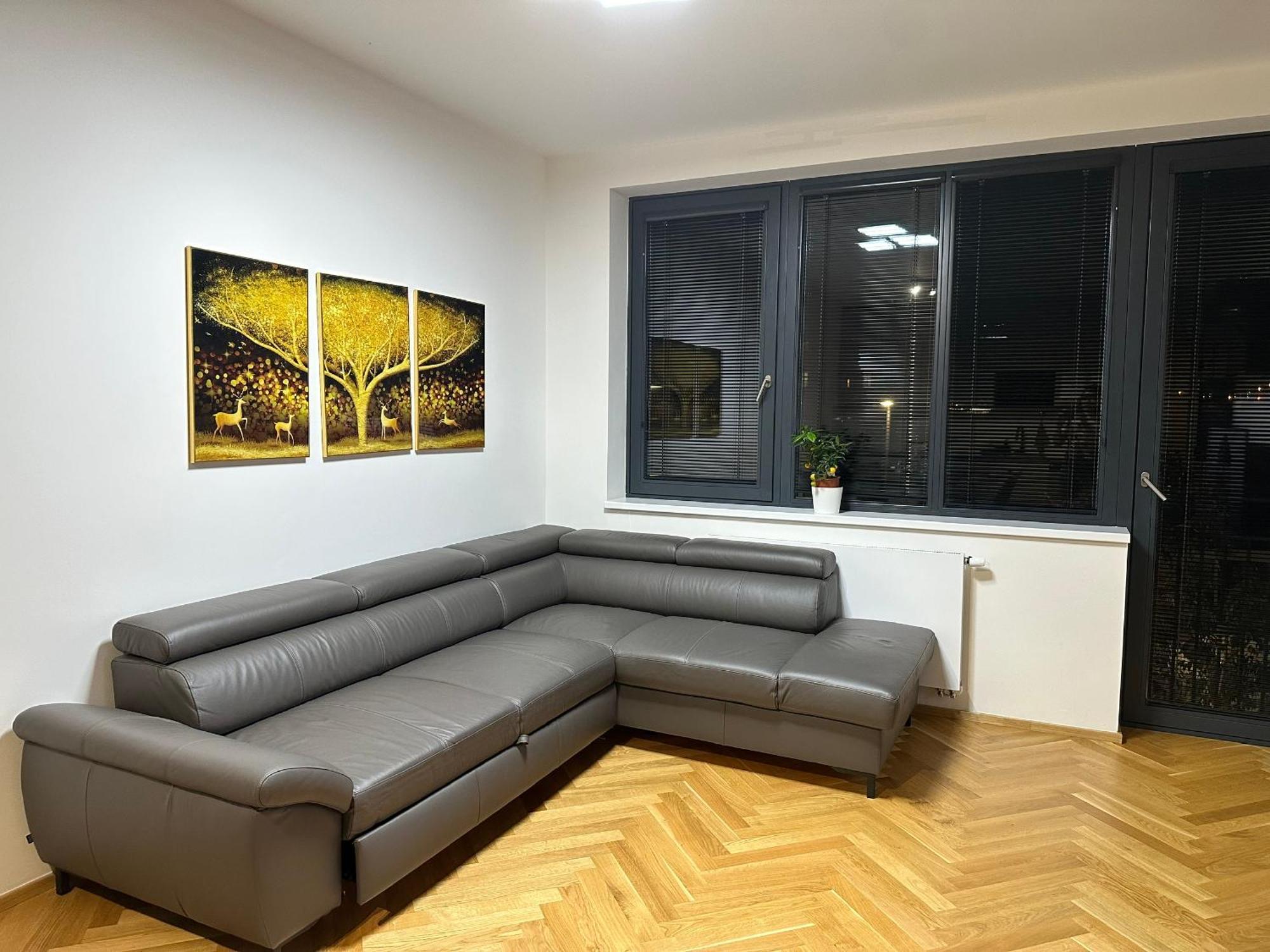 Smichov City Apartments Prague Exterior photo